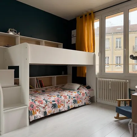 Beautiful And Spacious T4 With Garage, Great Location Apartmán Dijon
